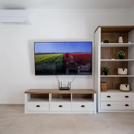 Peaceful Haven Near The Sea-apartments Torlak Rab * Banjol