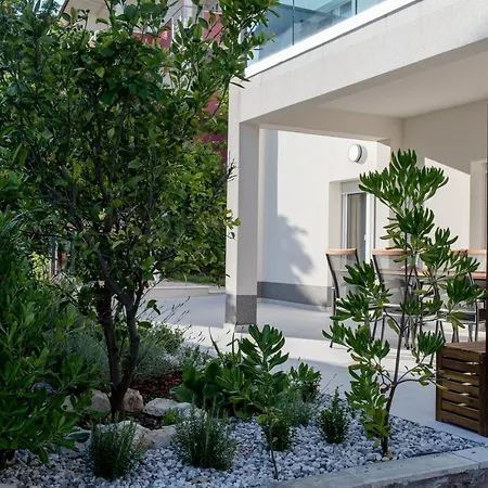 Apartman Peaceful Haven Near The Sea-apartments Torlak Rab *
